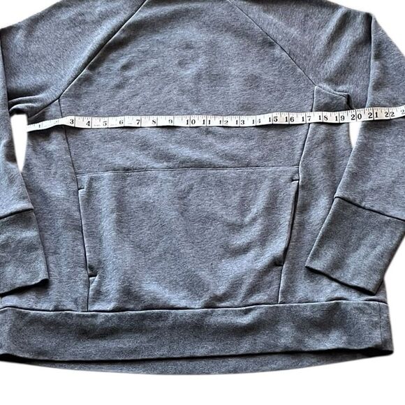 Fabletics Women’s Gray Turtleneck Sweatshirt, Size M - Picture 5 of 6